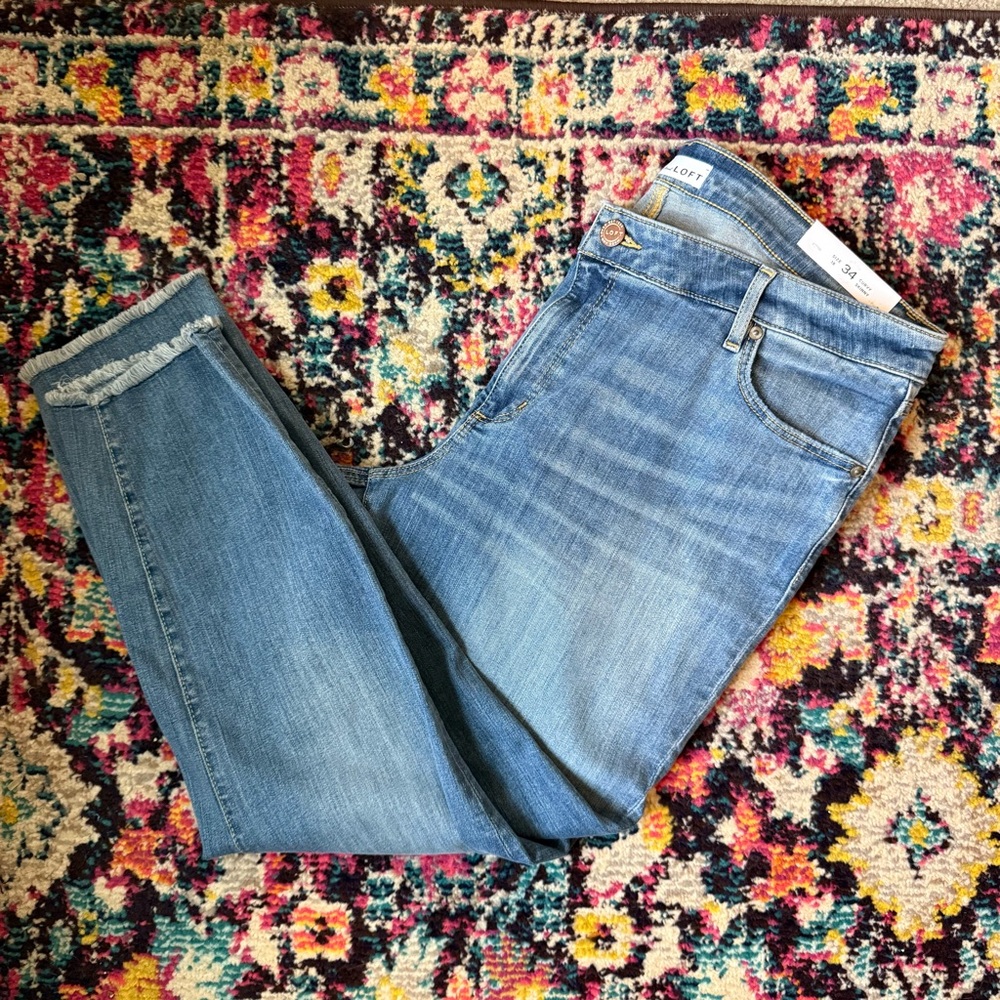 Loft Curvy Skinny Jeans with Stretch Denim 34/18 NWT